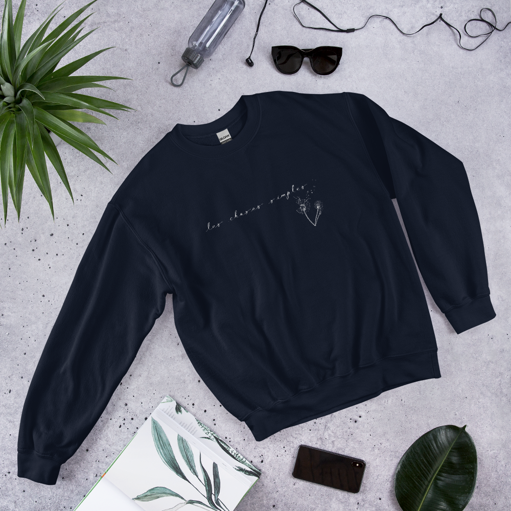 "Les choses simples" is French for “the simple things".  The simplest things, those from our everyday lives, are often the things that add the most meaning to it. This durable, cozy sweatshirt will keep you warm and stylish as you enjoy the simple things of life: a hot cup of coffee, an evening out (or in) with friends...  This ultra-soft pre-shrunk sweatshirt features a loose fit for a comfortable feel.
